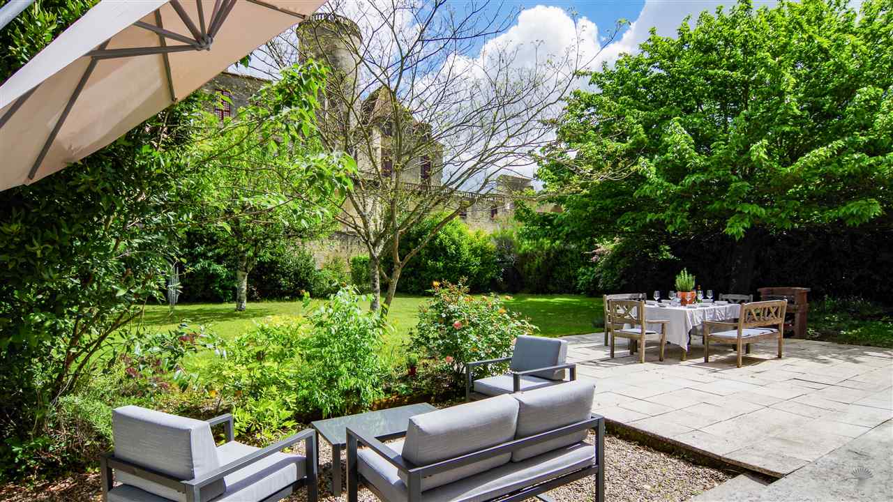 resized-2349823-orangeries,Duras  (7).jpg